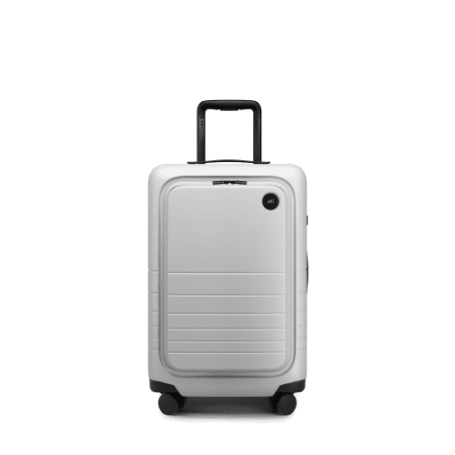 Collection Luggage CarryOn Pro Plus StellarWhite 09768aff b933 44d7 be59 159bd2b24c9e