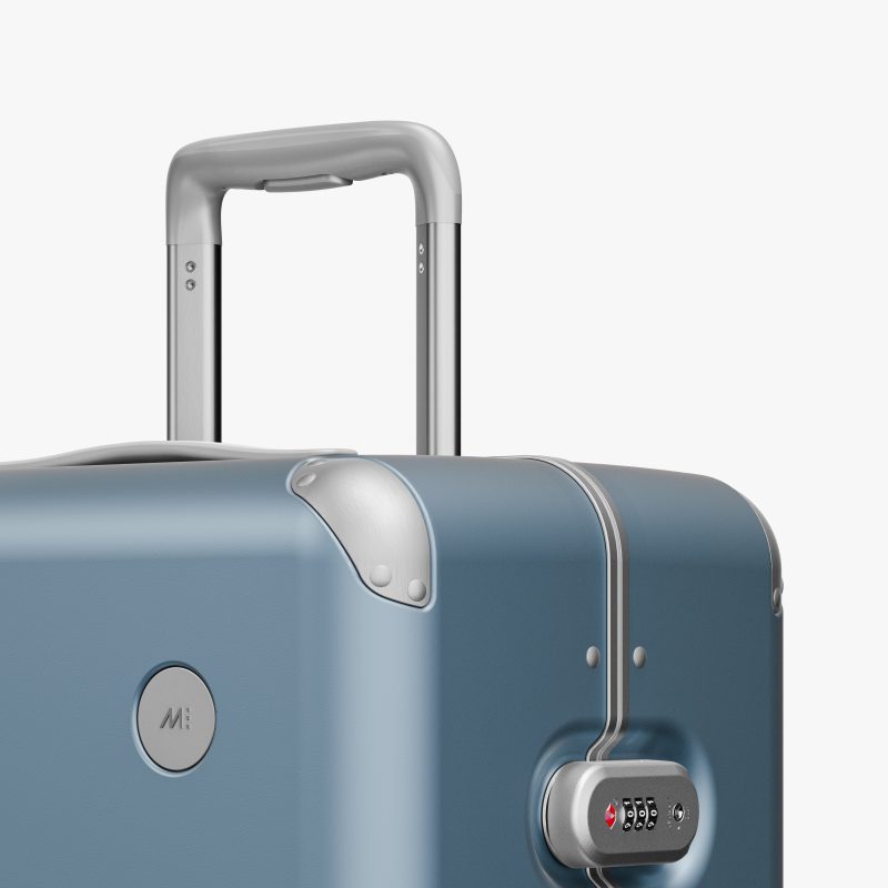 Luggage Hybrid CheckInLarge ElementalBlue Detail 1 0f40ab18 5cef 48e2 a611 b0da412a50ff