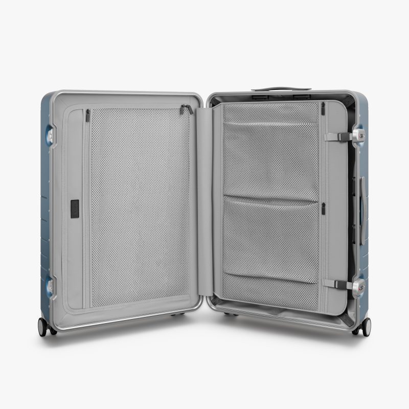 Luggage Hybrid CheckInLarge ElementalBlue Interior 41dc31ee 0860 4072 b85e ae9aff361720