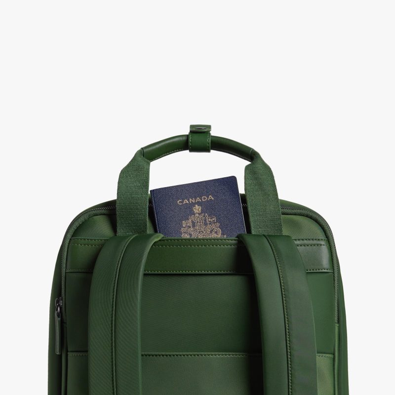 Metro Backpack JuniperGreen 3797 ef2ce3a8 a5d6 489c 9fc3 a15296eefbd8