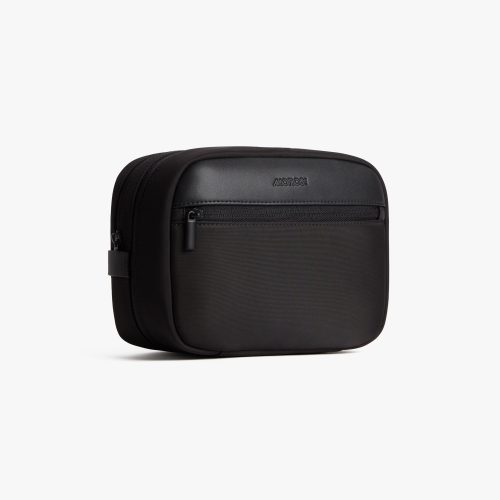 Metro Hanging Toiletry Case Carbon Black 3 Side View