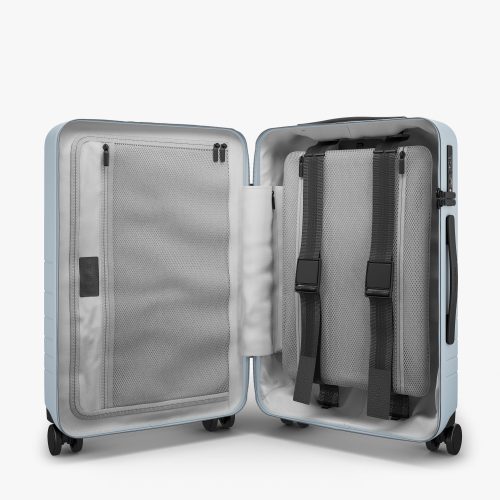 Product CarryOn BlueHaze Interior bd24ea52 6559 42f8 aa6e 9fdd8b1c363a