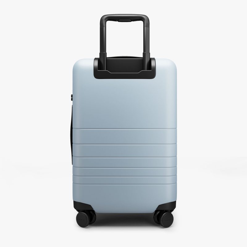 Product CarryOn BlueHaze Rear 665e5dfe 8ca8 401a 99e7 b4321cf38dee