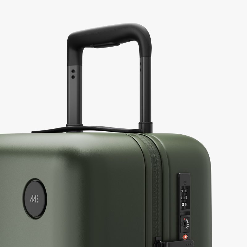 Product CarryOn OliveGreen Detail1 42bde96a 018b 4aac a0fa d9d41e4009bb