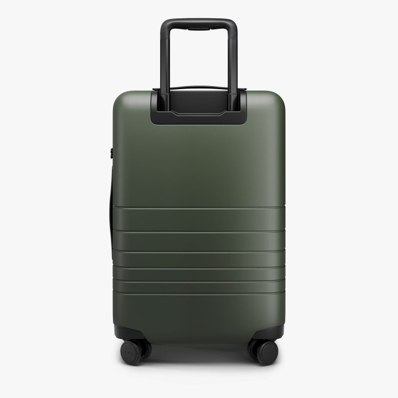 Product CarryOn Pro OliveGreen Rear c7841b94 e4ae 4075 97bf cc8e15de69d2