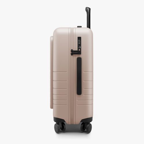 Product CarryOn Pro RoseQuartz Side 694b8420 01d5 4738 8cec 835e7816d077