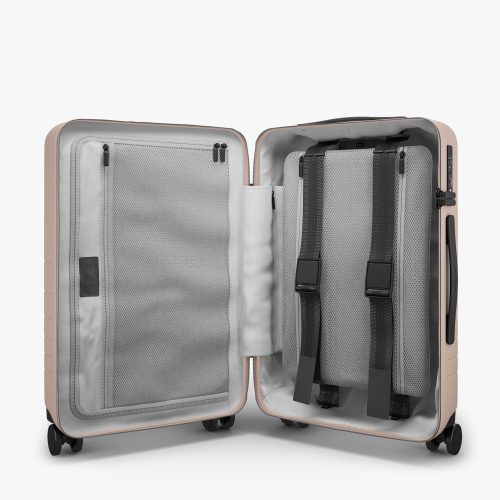 Product CarryOn RoseQuartz Interior def8011a 1aef 44e2 b750 371f91029f45