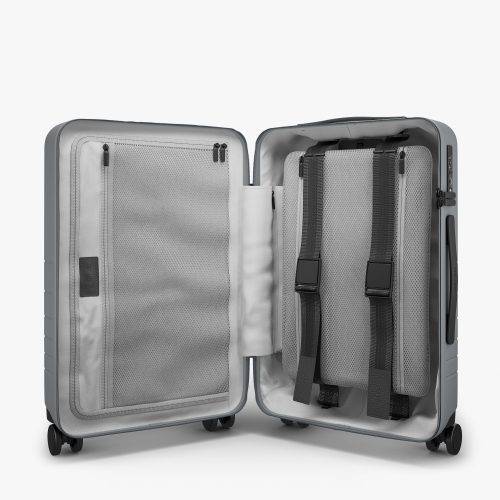 Product CarryOn StormGrey Interior 7c2f6cb9 6050 40dd aa81 e13b85ff8d67