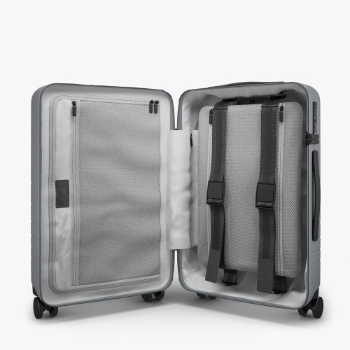 Product CarryOn StormGrey Interior f1fa83c6 5003 4047 8c24 7ff66a0d2c84