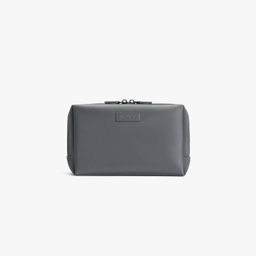 Large / Dover Grey Cart | Front view of Metro Toiletry Case Large in Dover Grey